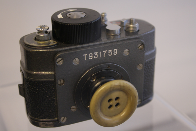 Illustration for article titled These Miniature Spy Cameras Could Make You The Perfect James Bond
